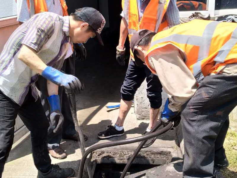昌平南口高压清洗疑难污水管道疏通抽化粪池污水池油池
